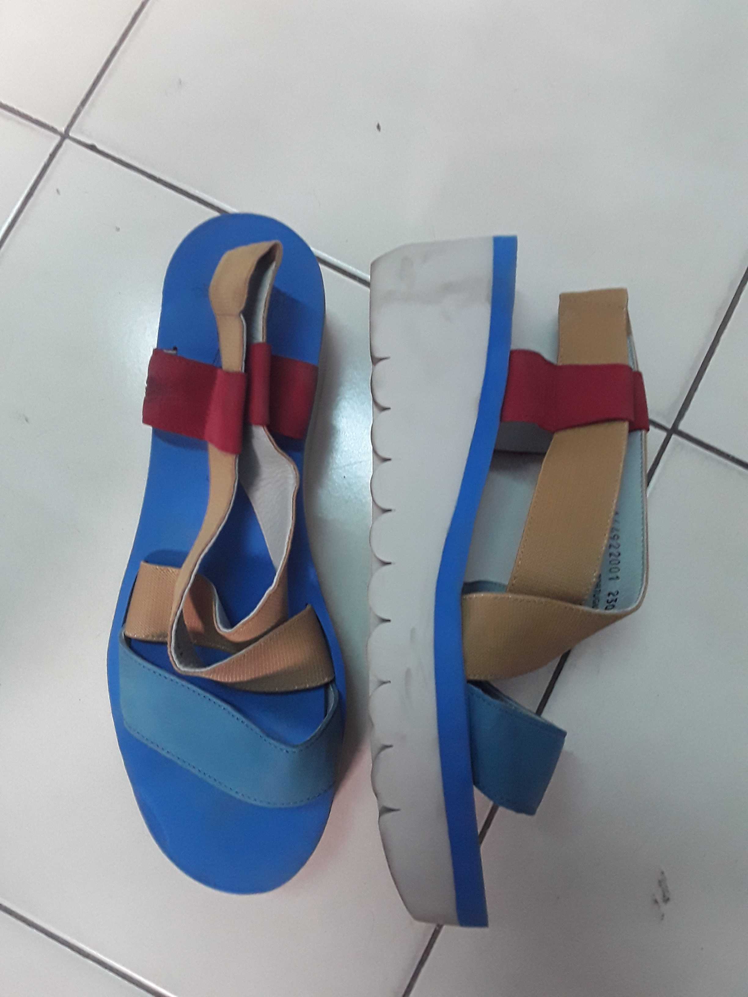 Scarpe 
