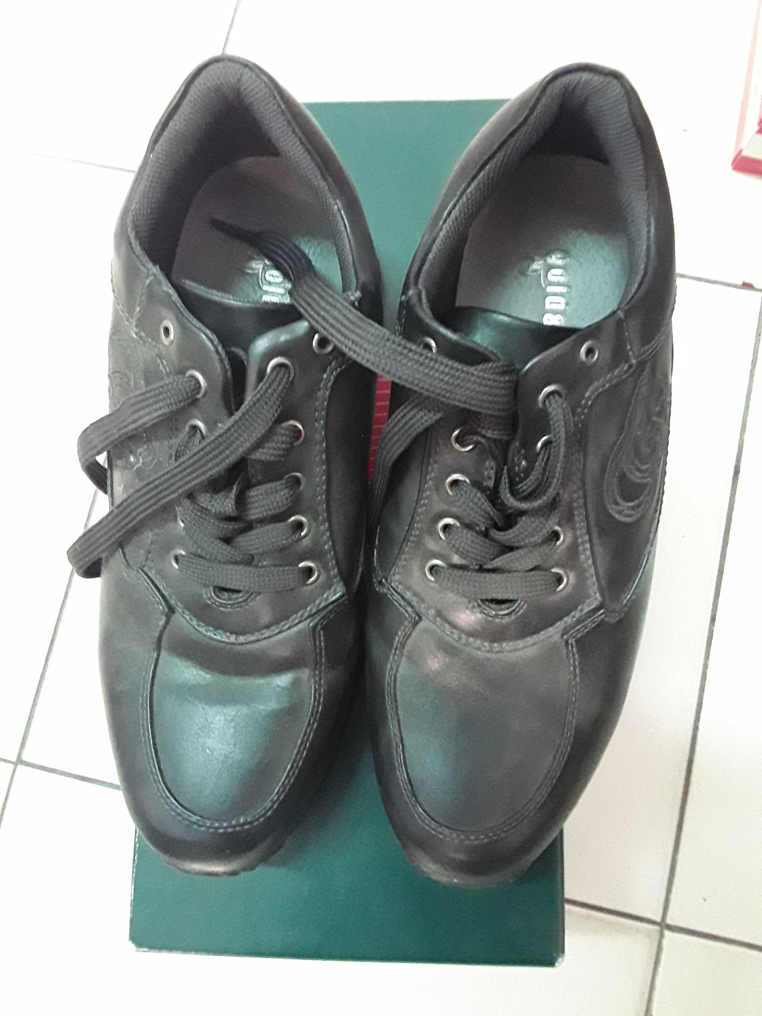 Scarpe 