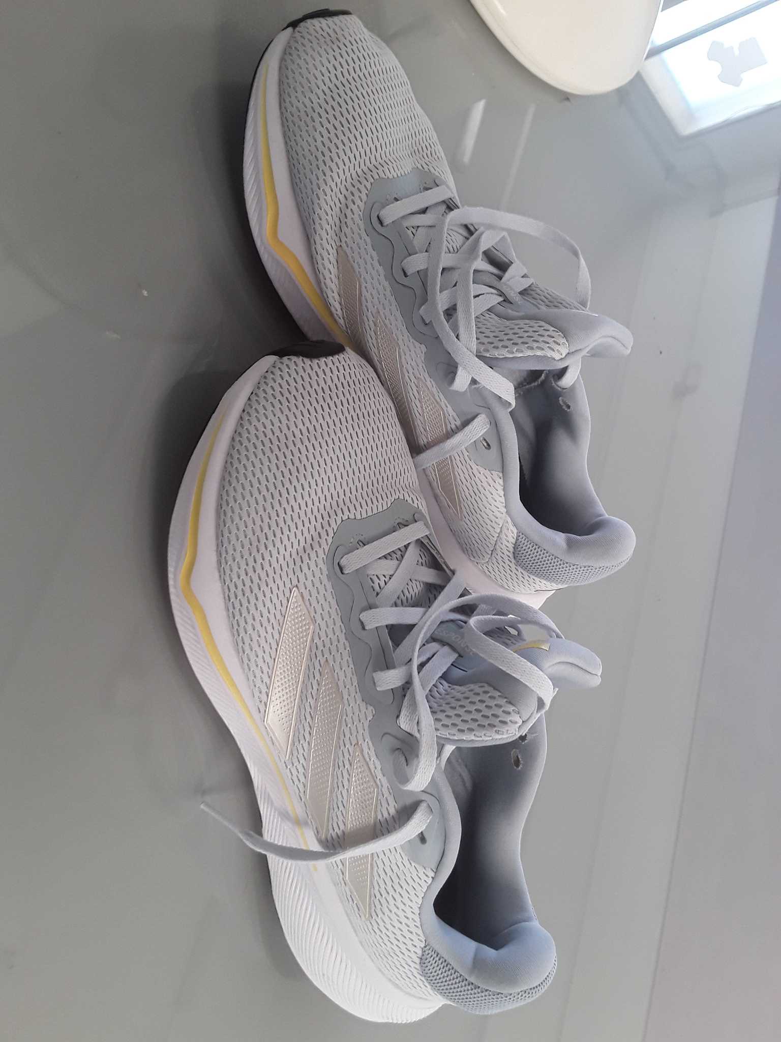 Scarpe 