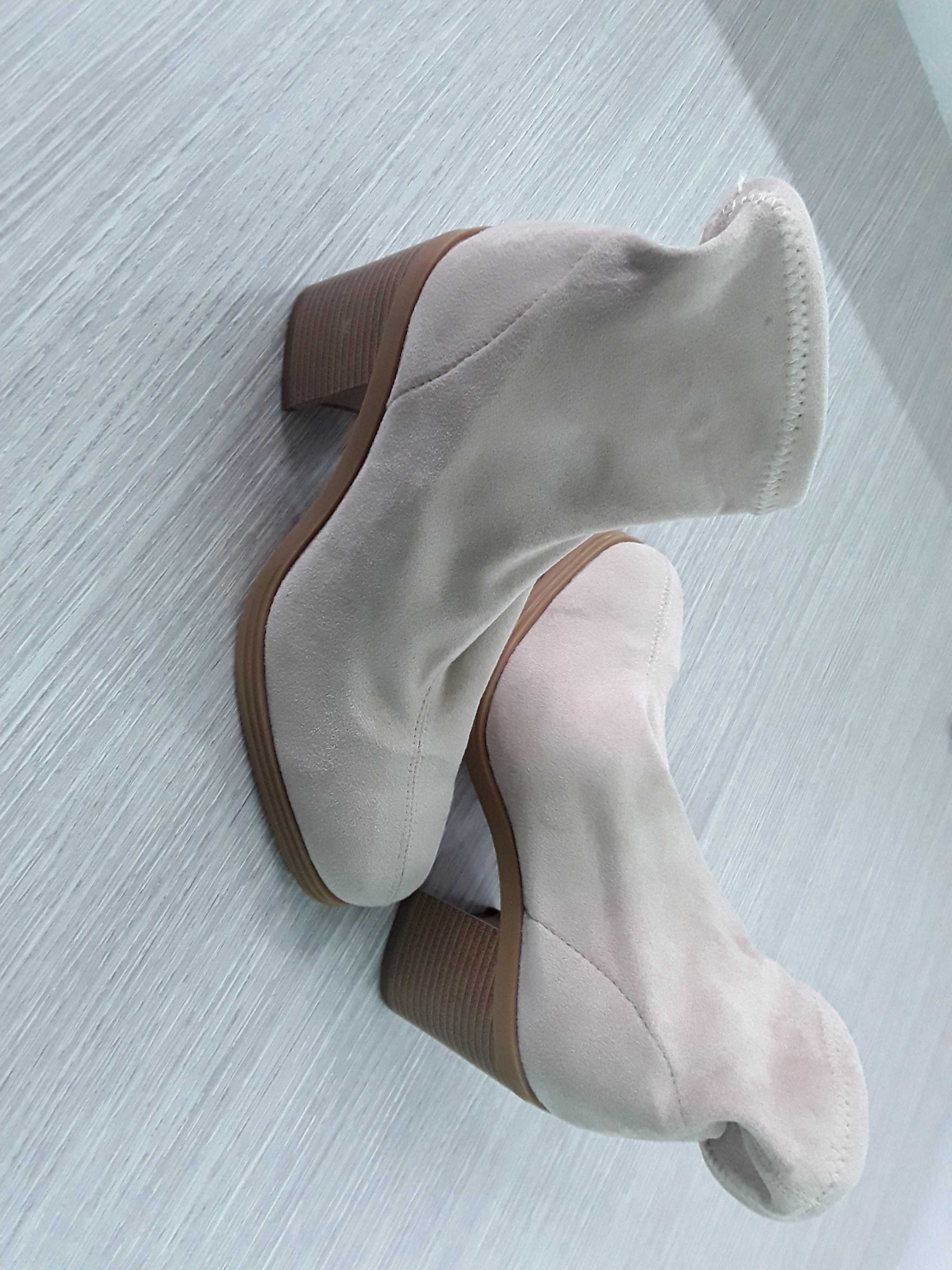 stivaletti donna tg. 36