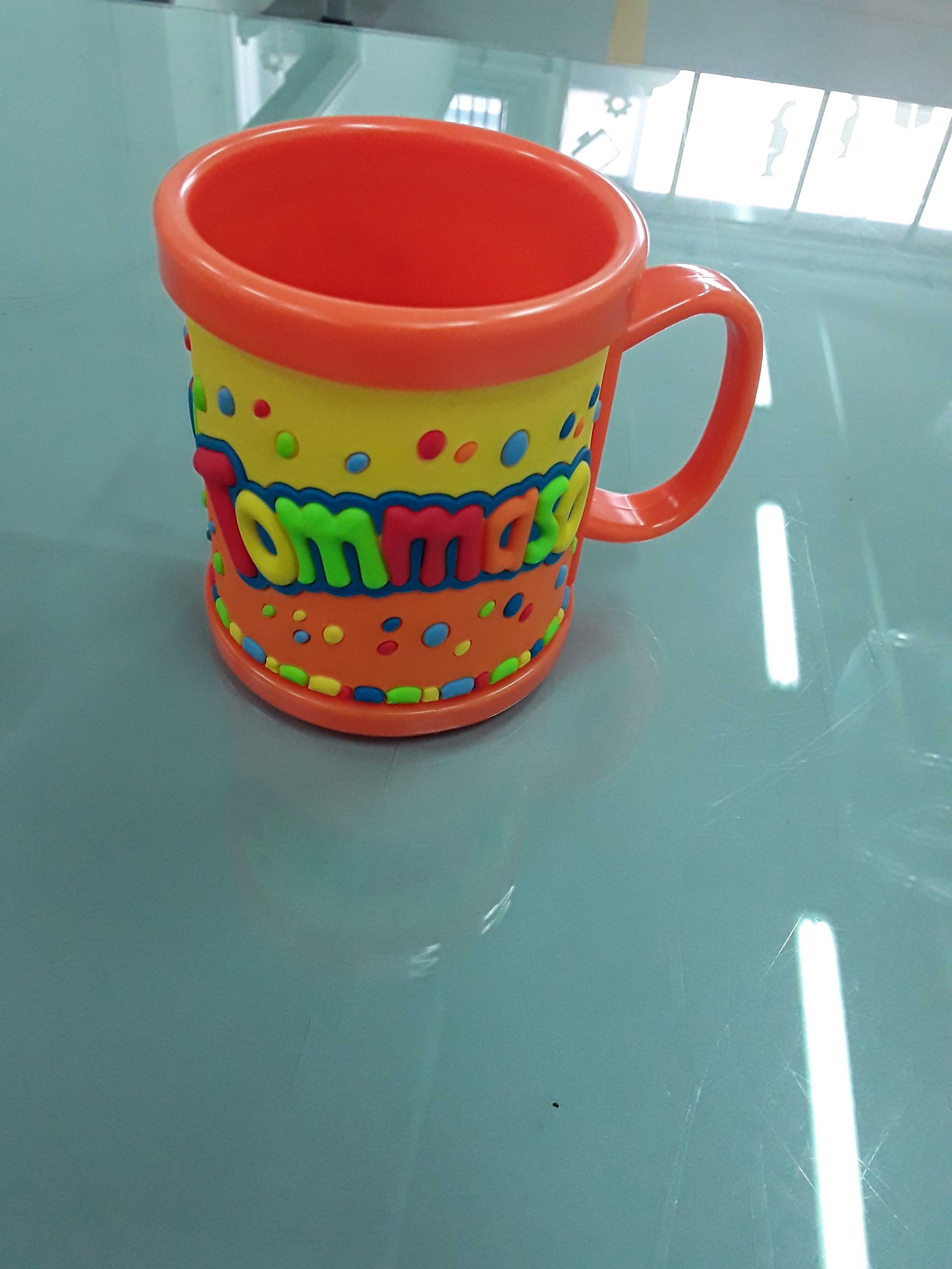 tazza in plastica