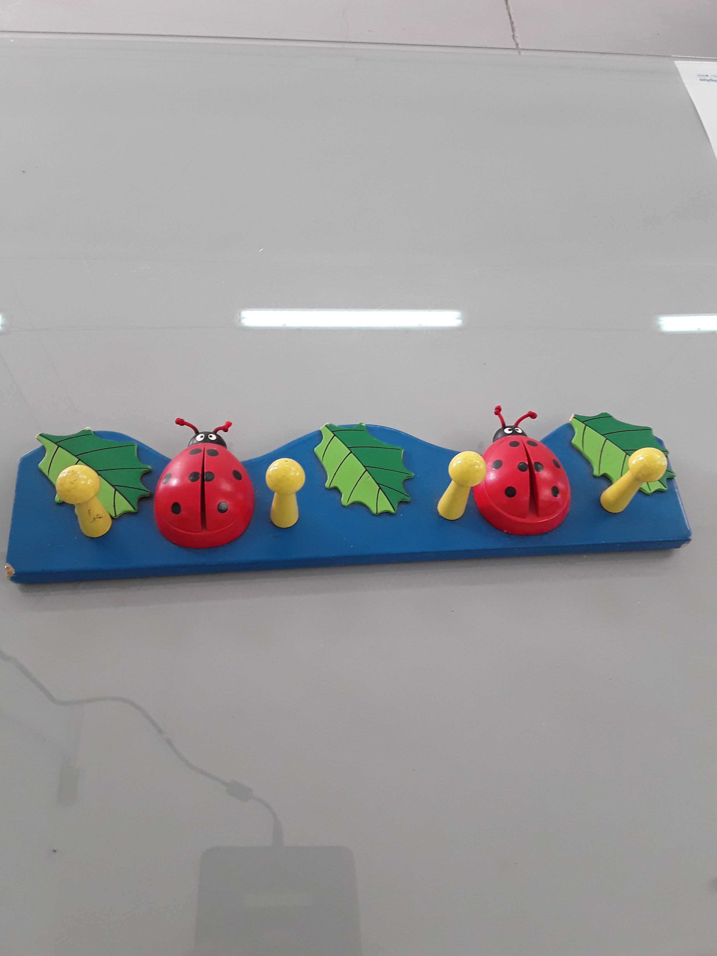 appendiabiti da cameretta 